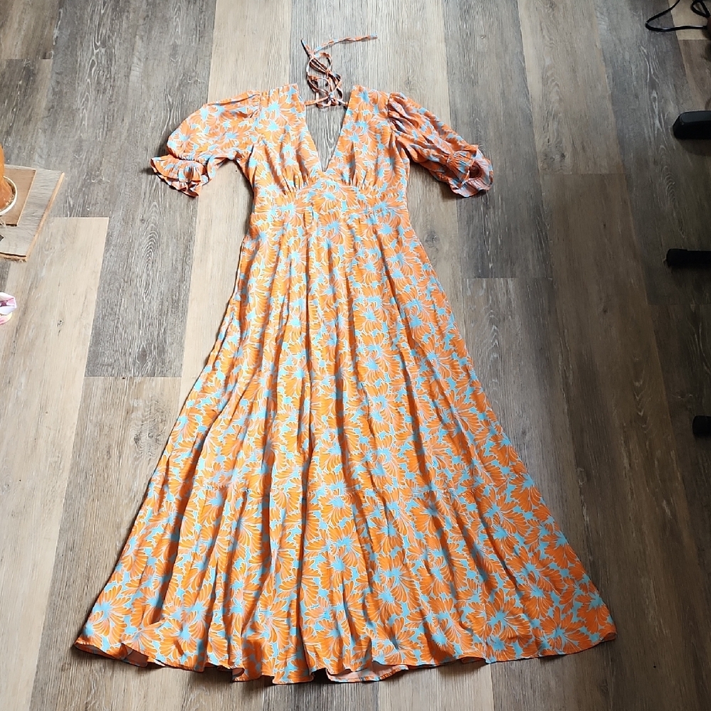 STUNNING MAXI DRESS
